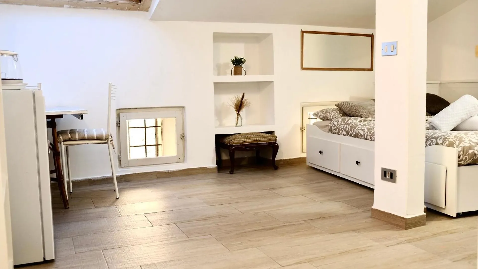 Romantico Rifugio Per Coppie - Vista Lago Apartment Desenzano del Garda 0*,